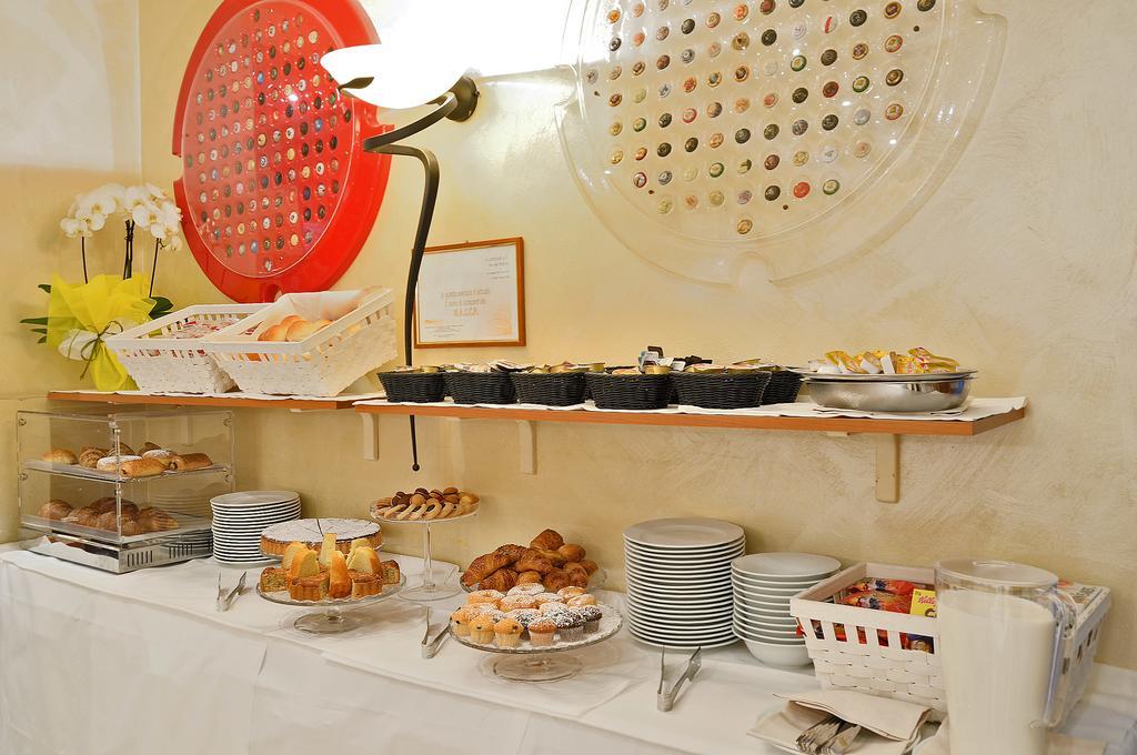 Hotel Homs Ρώμη Εξωτερικό φωτογραφία