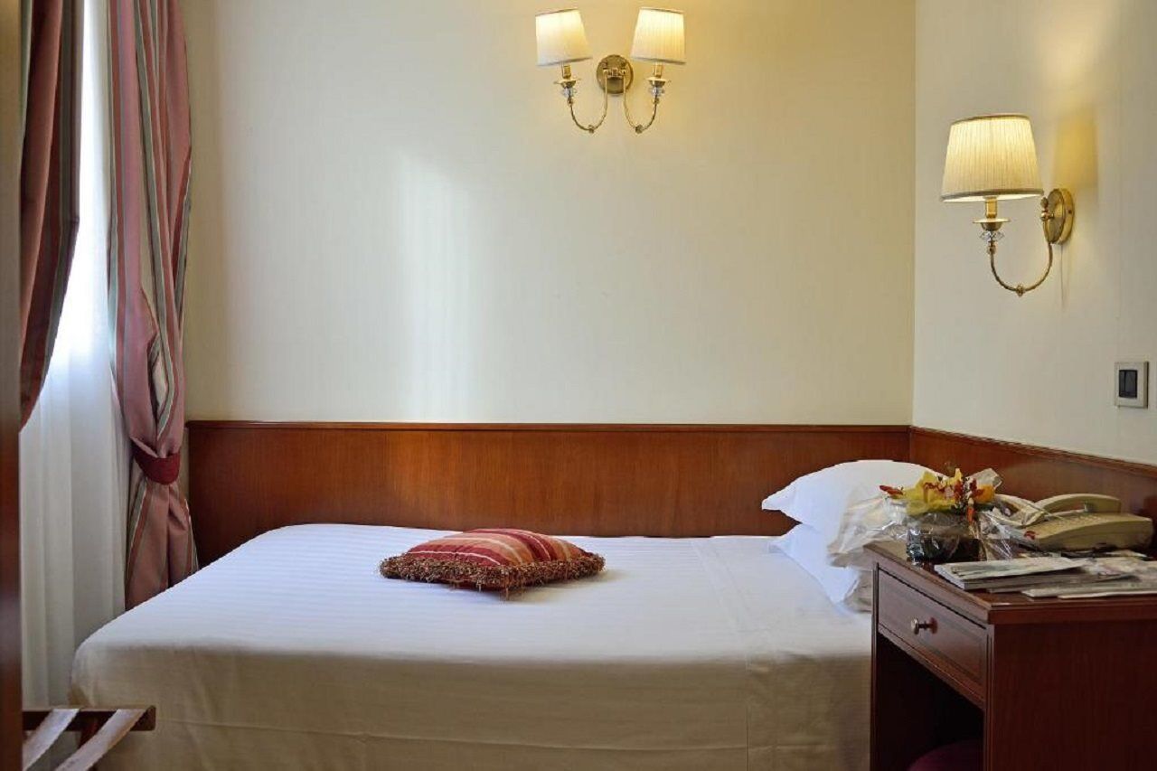 Hotel Homs Ρώμη Εξωτερικό φωτογραφία